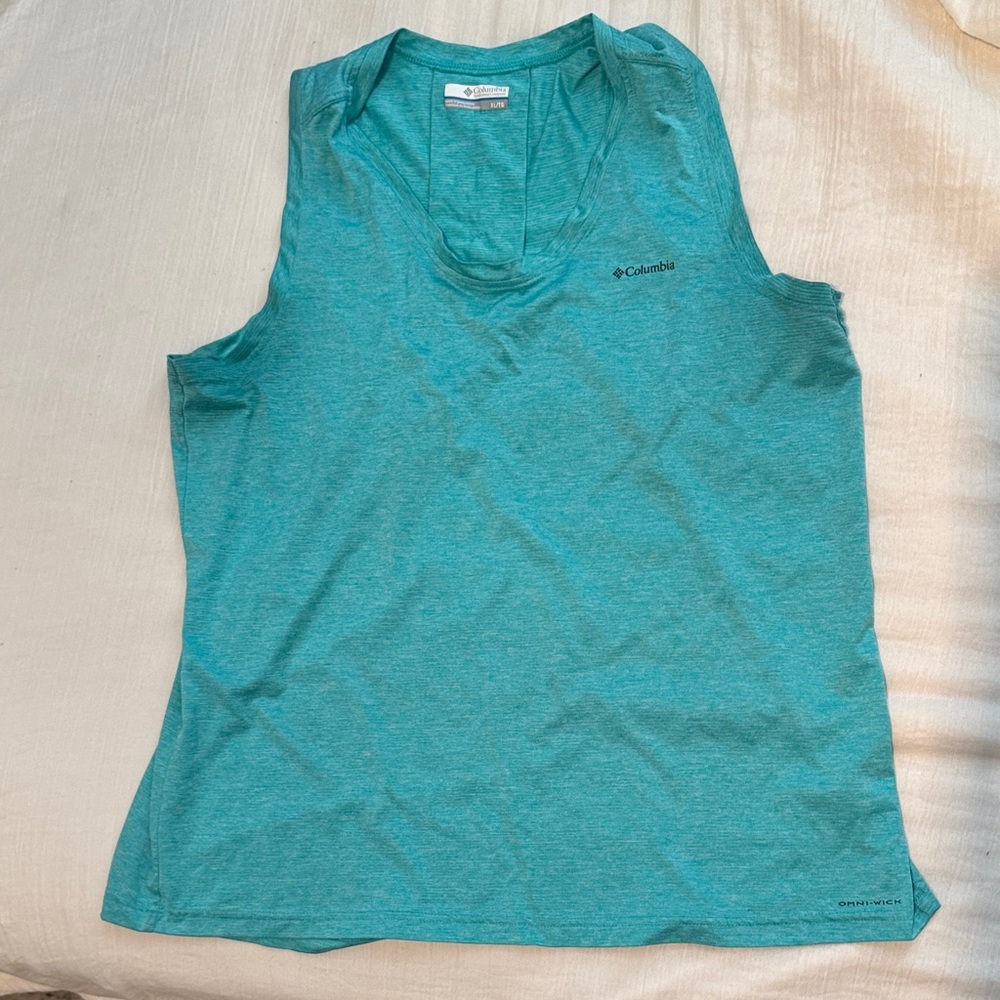 Columbia Women's Aqua Tank Top